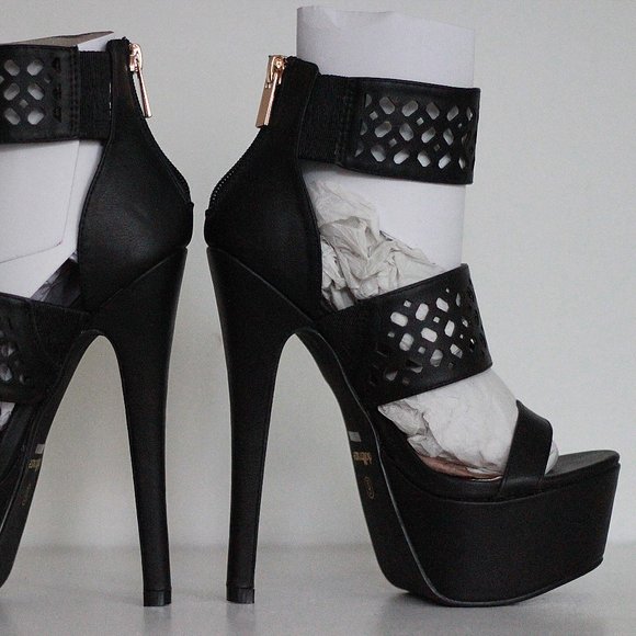 Cut Out Bootie High Heels Platform Pumps NWOT - Picture 6 of 6